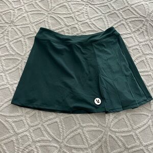 Vuori BNWT Break Point Skirt